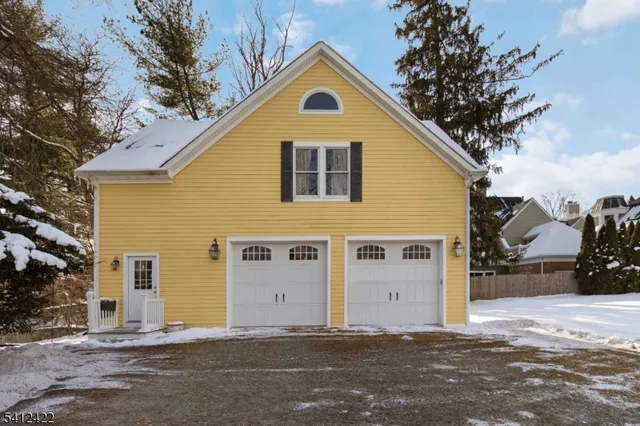 $2,100,000 | 21 Franklin Place, Morristown, NJ 07960