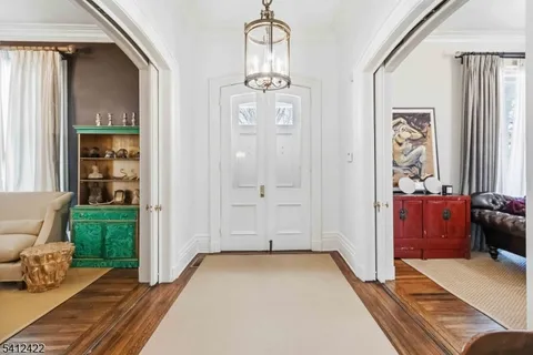 $2,100,000 | 21 Franklin Place, Morristown, NJ 07960