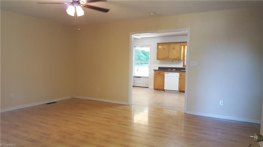 679 Riverwood Road Lexington, NC 27292 - Photo 2 of 16 Gallery Image 2