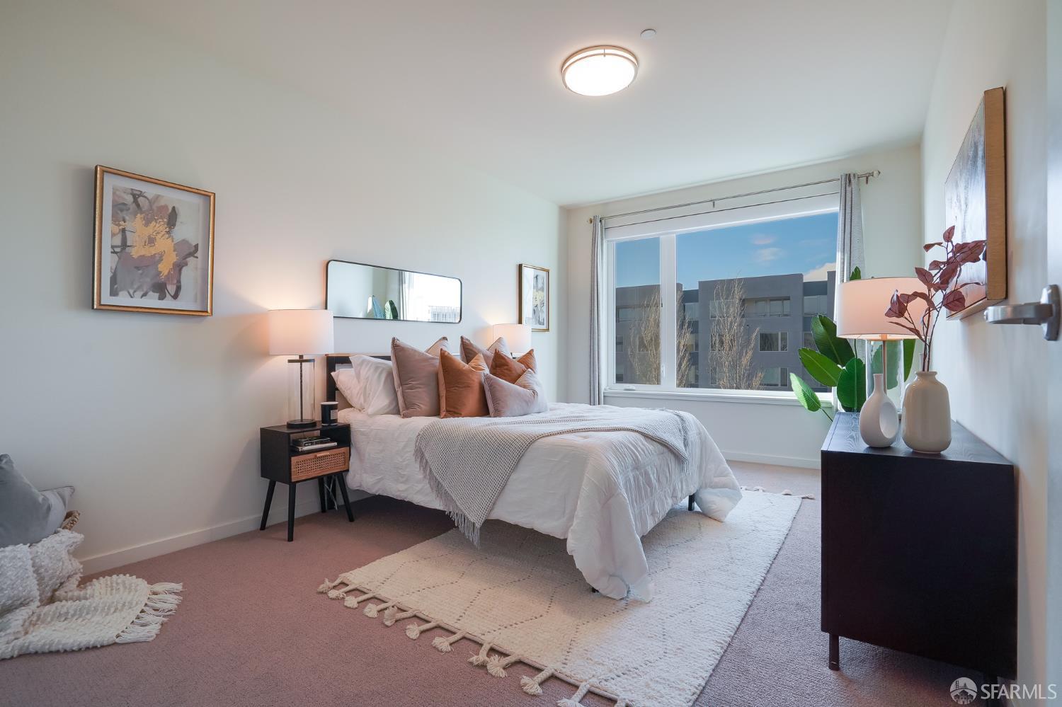 52 Innes Court, Unit 305 San Francisco, CA 94124 - Photo 12 of 22