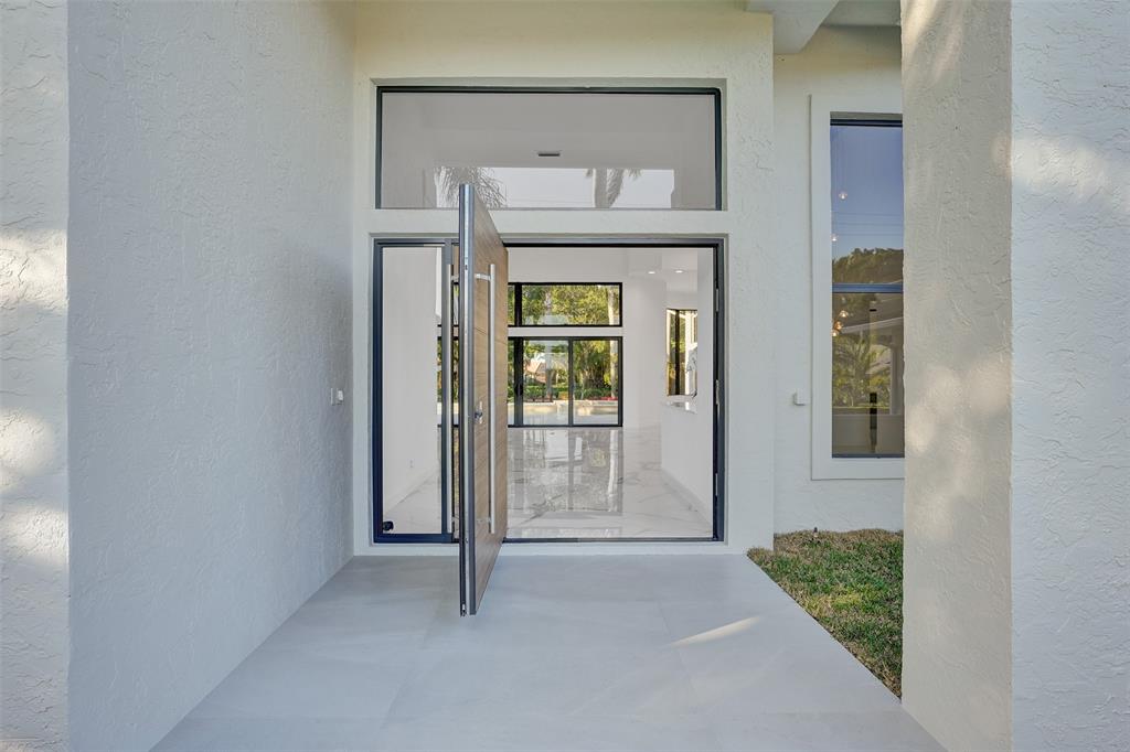 4701 Pine Tree Drive Boynton Beach, FL 33436 - Photo 3 of 76