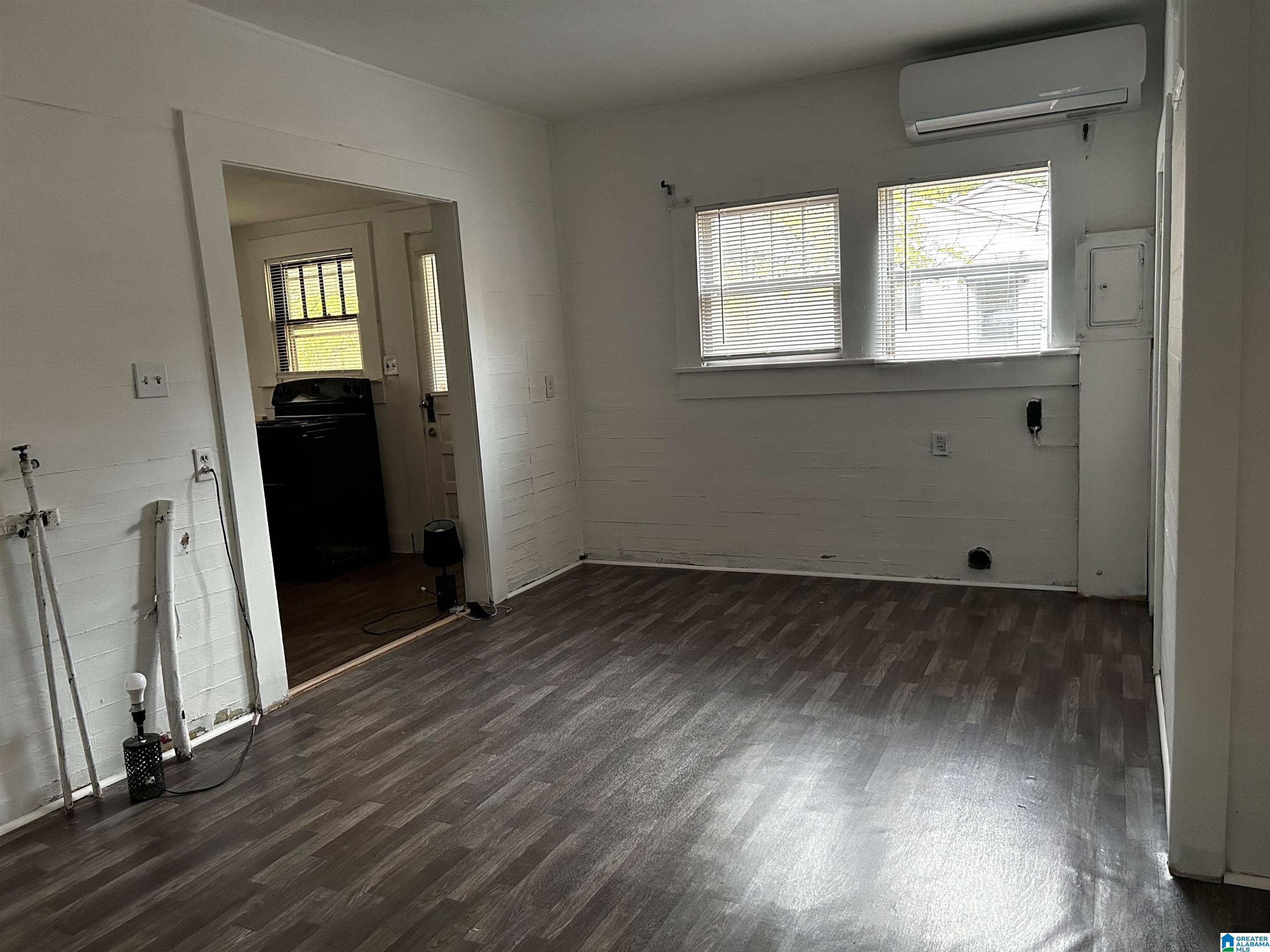 5404 Saks Road Anniston, AL 36206 - Photo 4 of 8