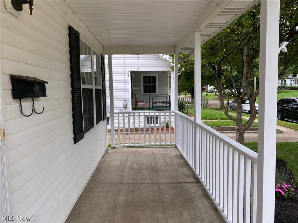 686 Patterson Avenue Akron, OH 44310 - Photo 2 of 22 Gallery Image 2