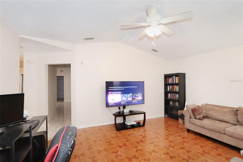 9180 Gillmar Street Spring Hill, FL 34608 - Photo 9 of 47 Gallery Image 9