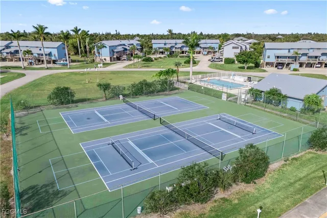 a picture of a bench in room