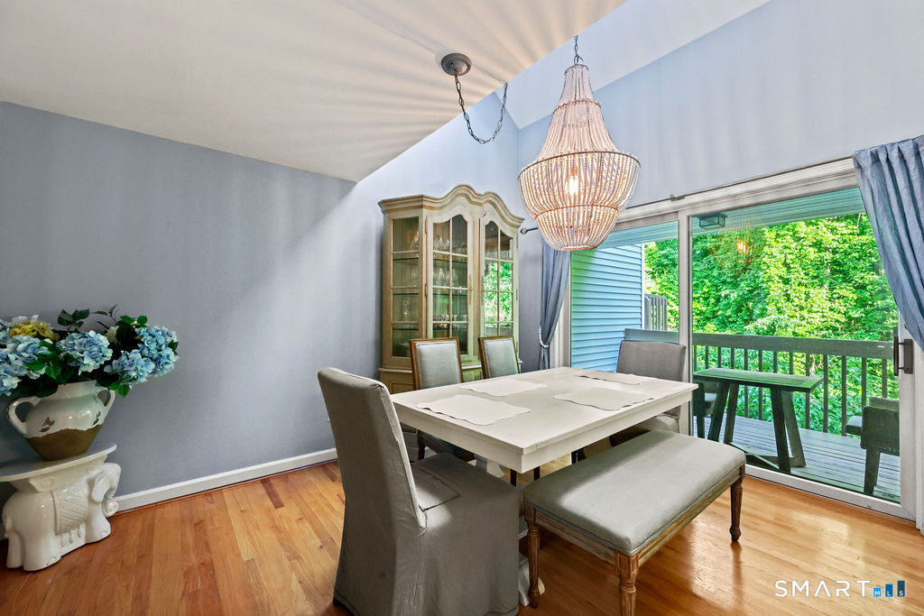 6 Copley Road, Unit 6 Glastonbury, CT 06073 - Photo 4 of 33