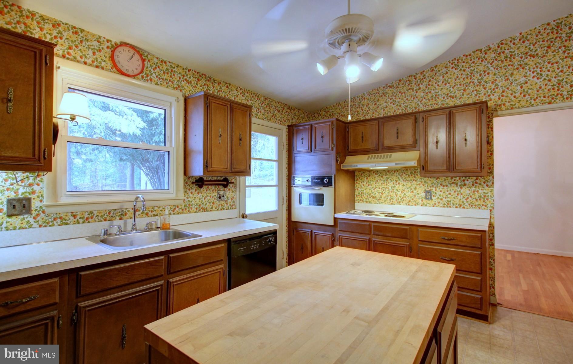 8302 Rambler Drive Adelphi, MD 20783 - Photo 11 of 42