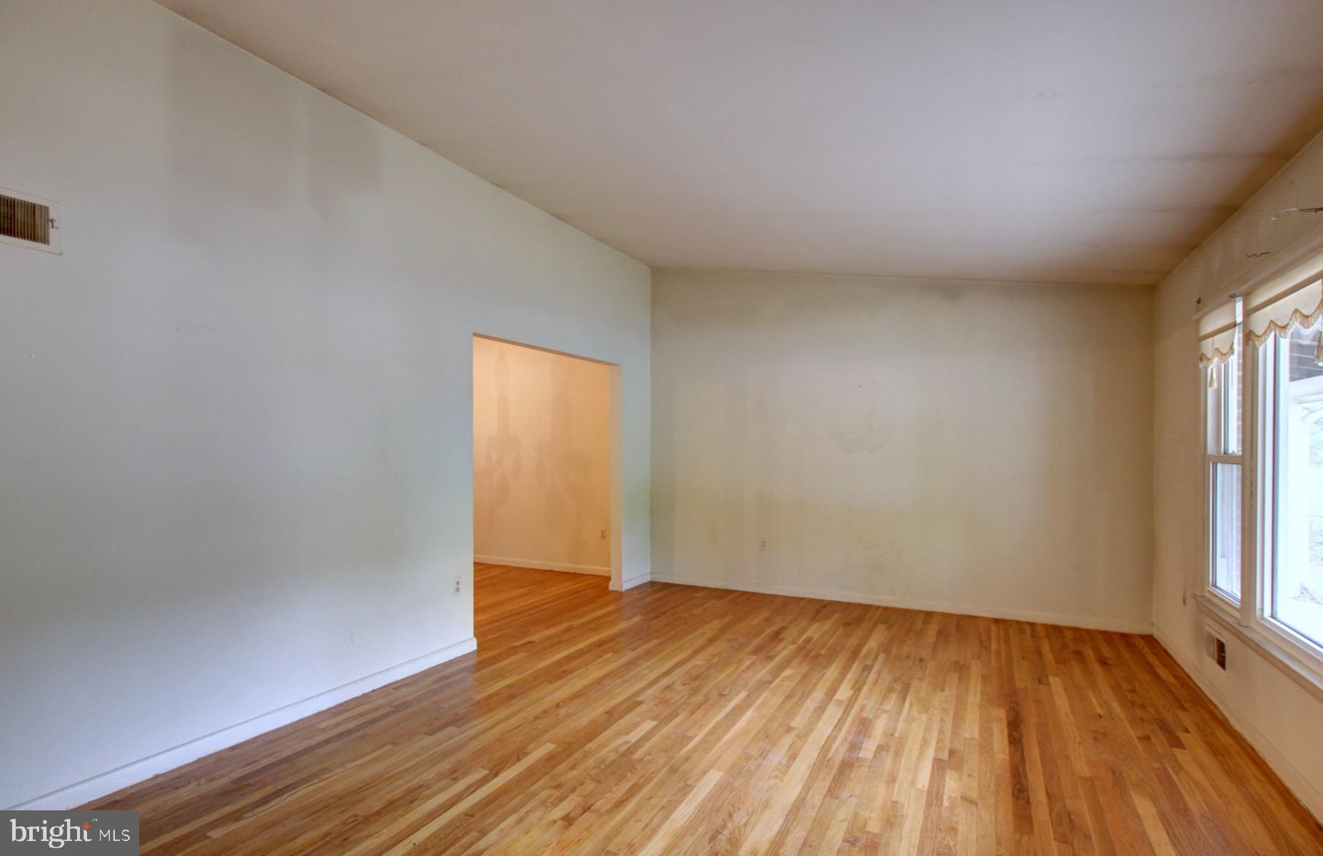 8302 Rambler Drive Adelphi, MD 20783 - Photo 6 of 42