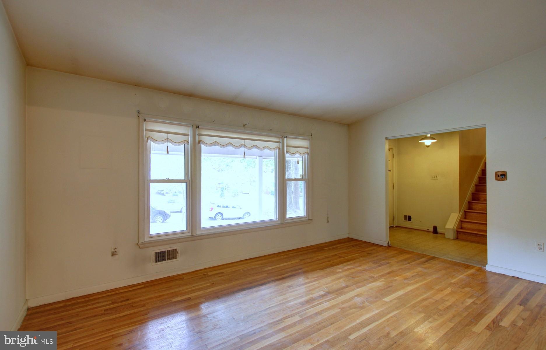 8302 Rambler Drive Adelphi, MD 20783 - Photo 7 of 42