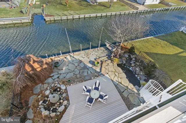 $2,499,000 | 7 West Essex Street, Fenwick Island, DE 19944