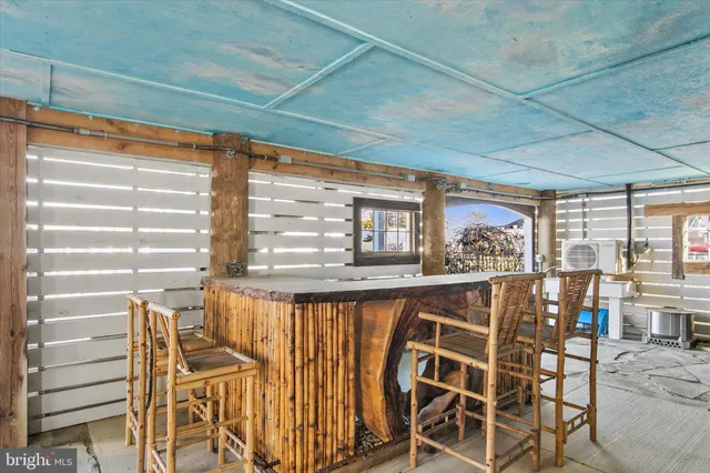 $2,499,000 | 7 West Essex Street, Fenwick Island, DE 19944