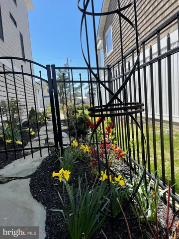 $2,499,000 | 7 West Essex Street, Fenwick Island, DE 19944