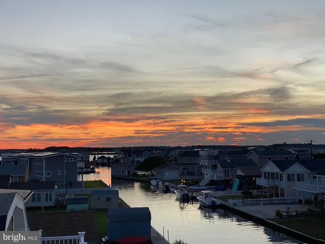 $2,499,000 | 7 West Essex Street, Fenwick Island, DE 19944