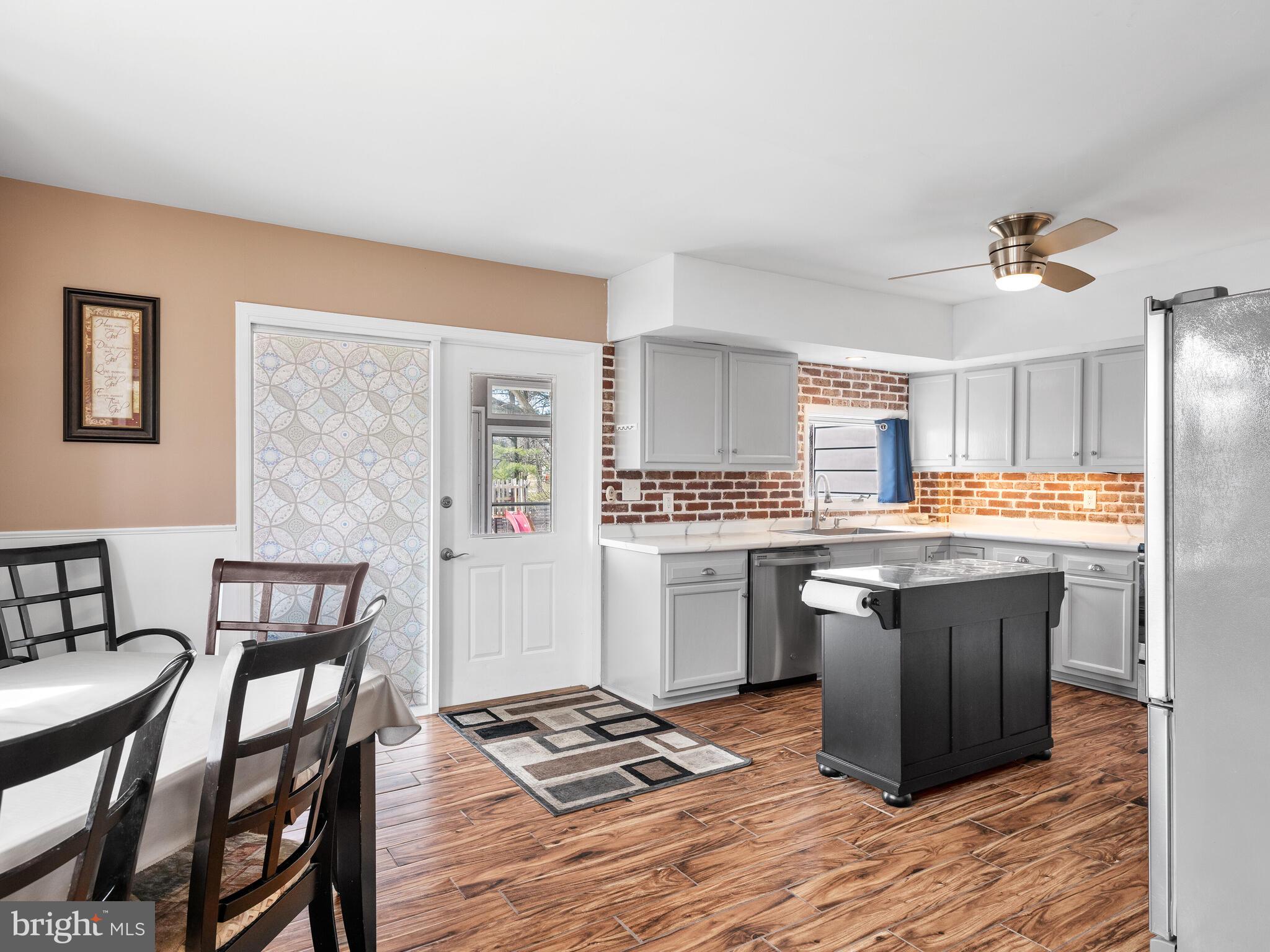 806-808 North Whitford Road Exton, PA 19341 - Photo 5 of 23 Gallery Image 5