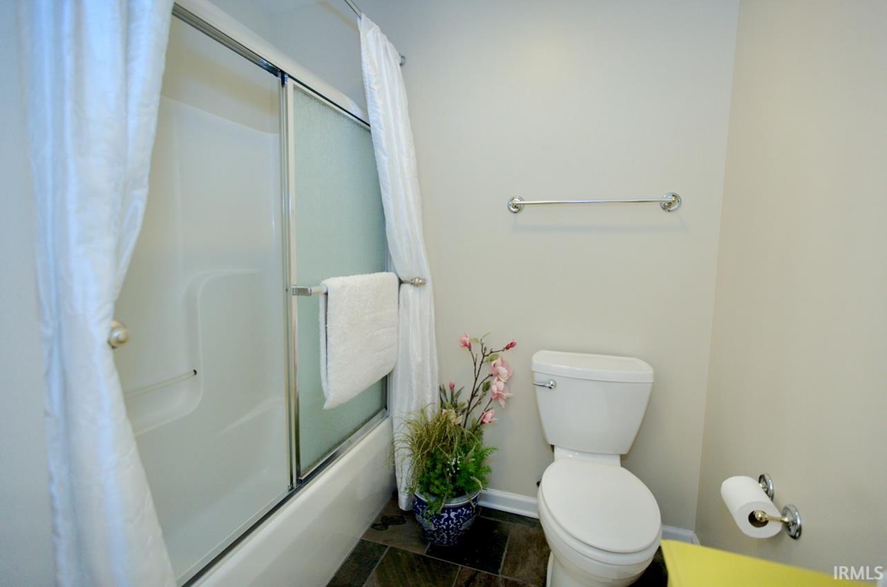 5234 Coventry Lane Fort Wayne, IN 46804 - Photo 14 of 18