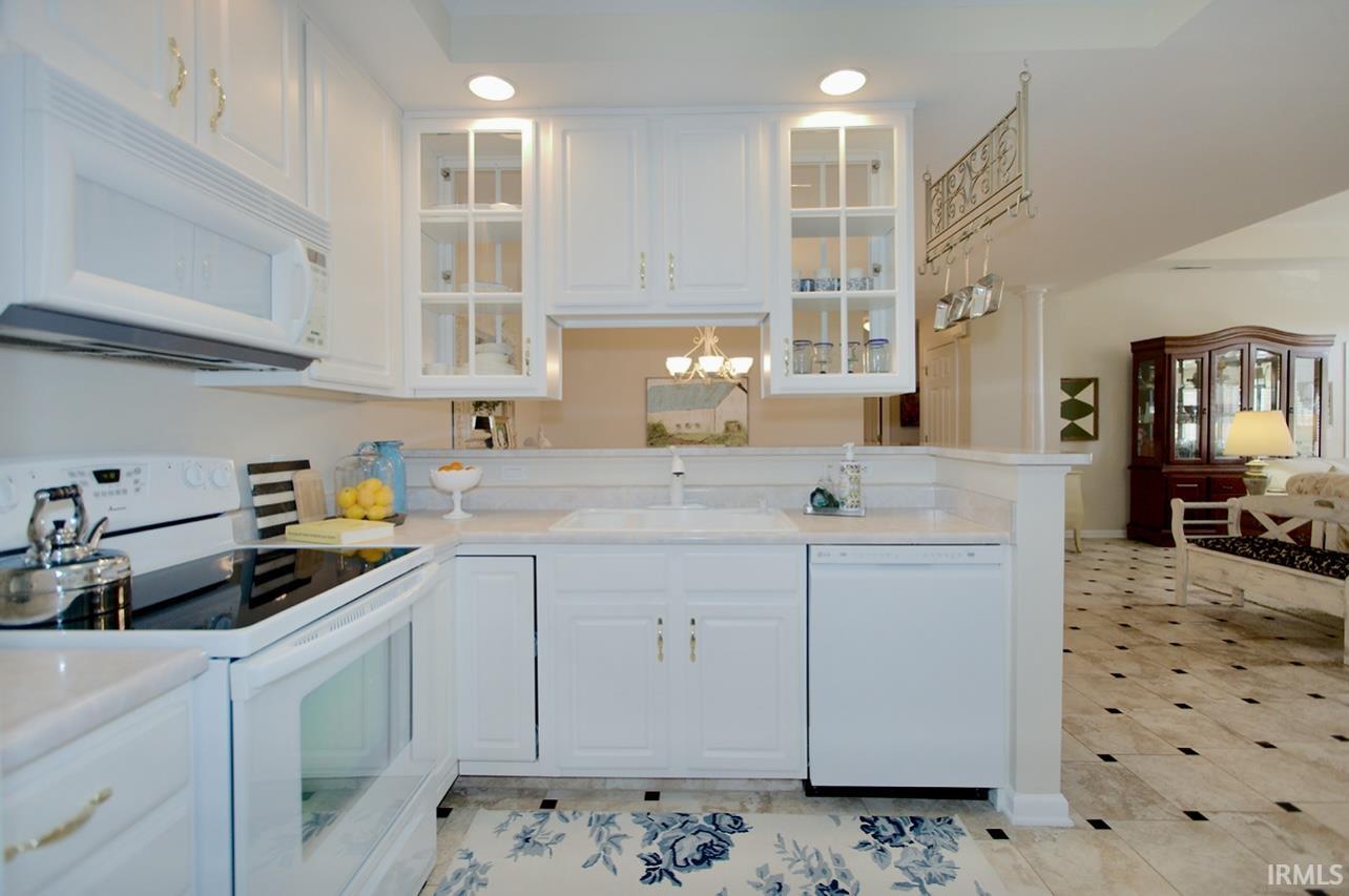 5234 Coventry Lane Fort Wayne, IN 46804 - Photo 5 of 18