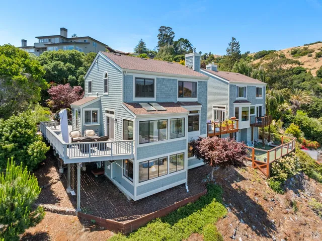 a picture of houses with outdoor space