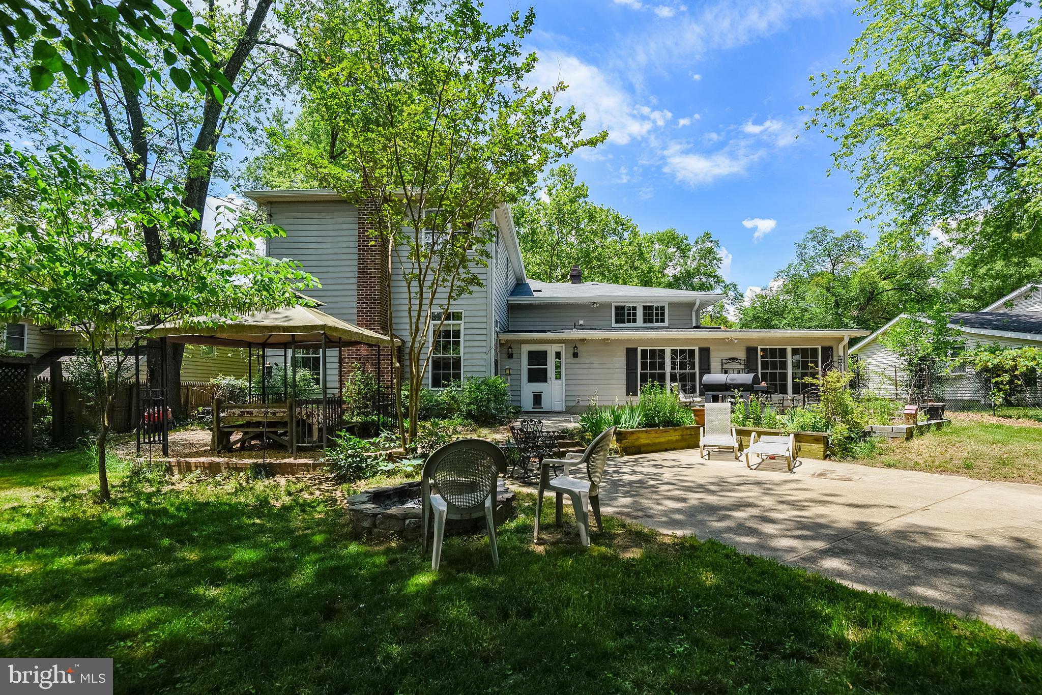 209 Sycamore Road Severna Park, MD 21146 - Photo 40 of 47 Perfect Backyard For Summer Entertaining