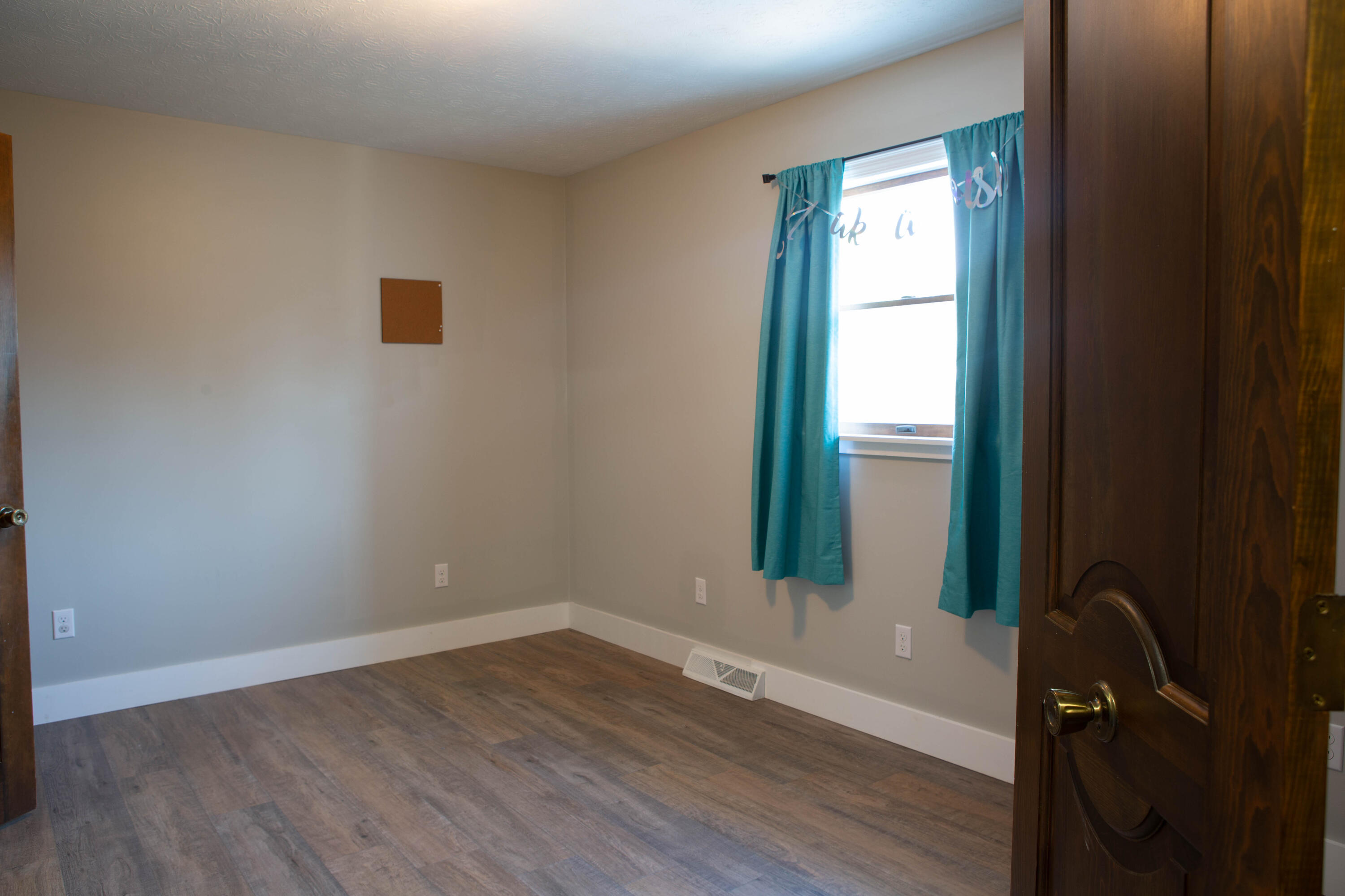 409 Grundy Road Somerset, KY 42501 - Photo 19 of 52 409 Grundy Rd-36