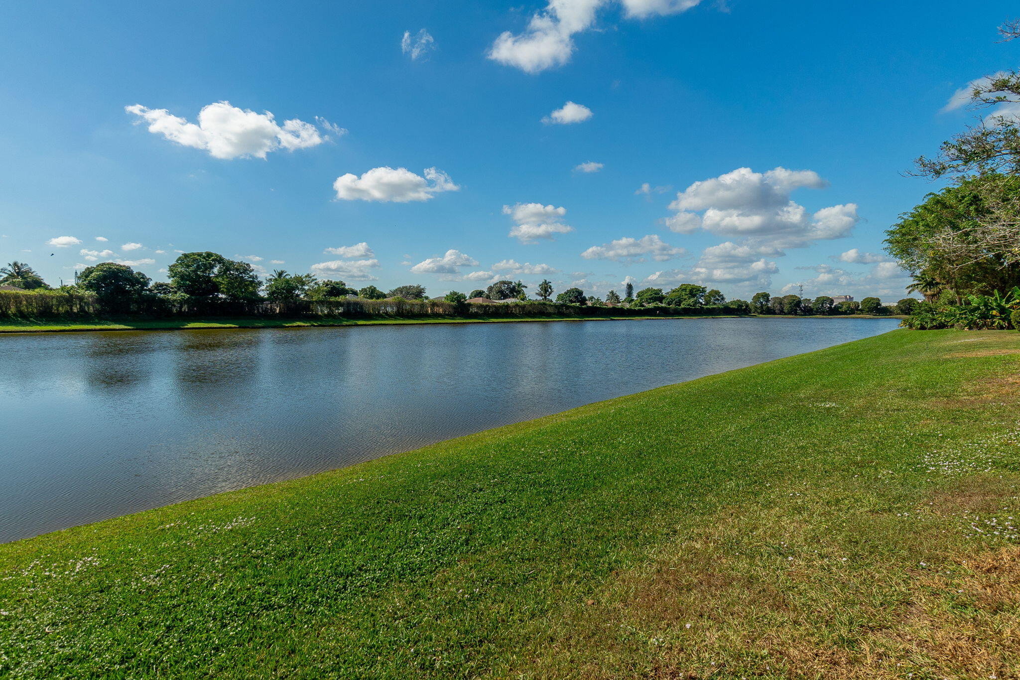 3149 Laurel Ridge Circle Riviera Beach, FL 33404 - Photo 30 of 31 31-web-or-mls-DSC06555