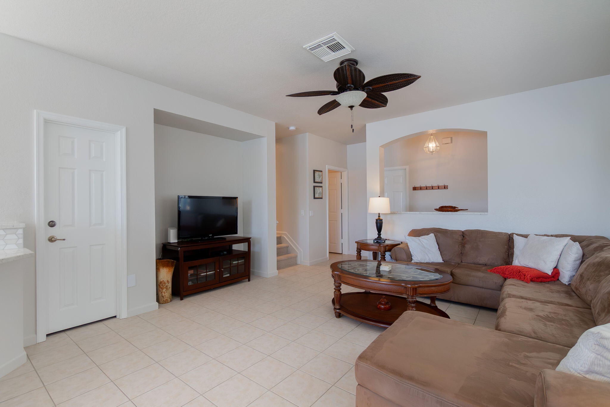 3149 Laurel Ridge Circle Riviera Beach, FL 33404 - Photo 9 of 31 9-web-or-mls-DSC06527