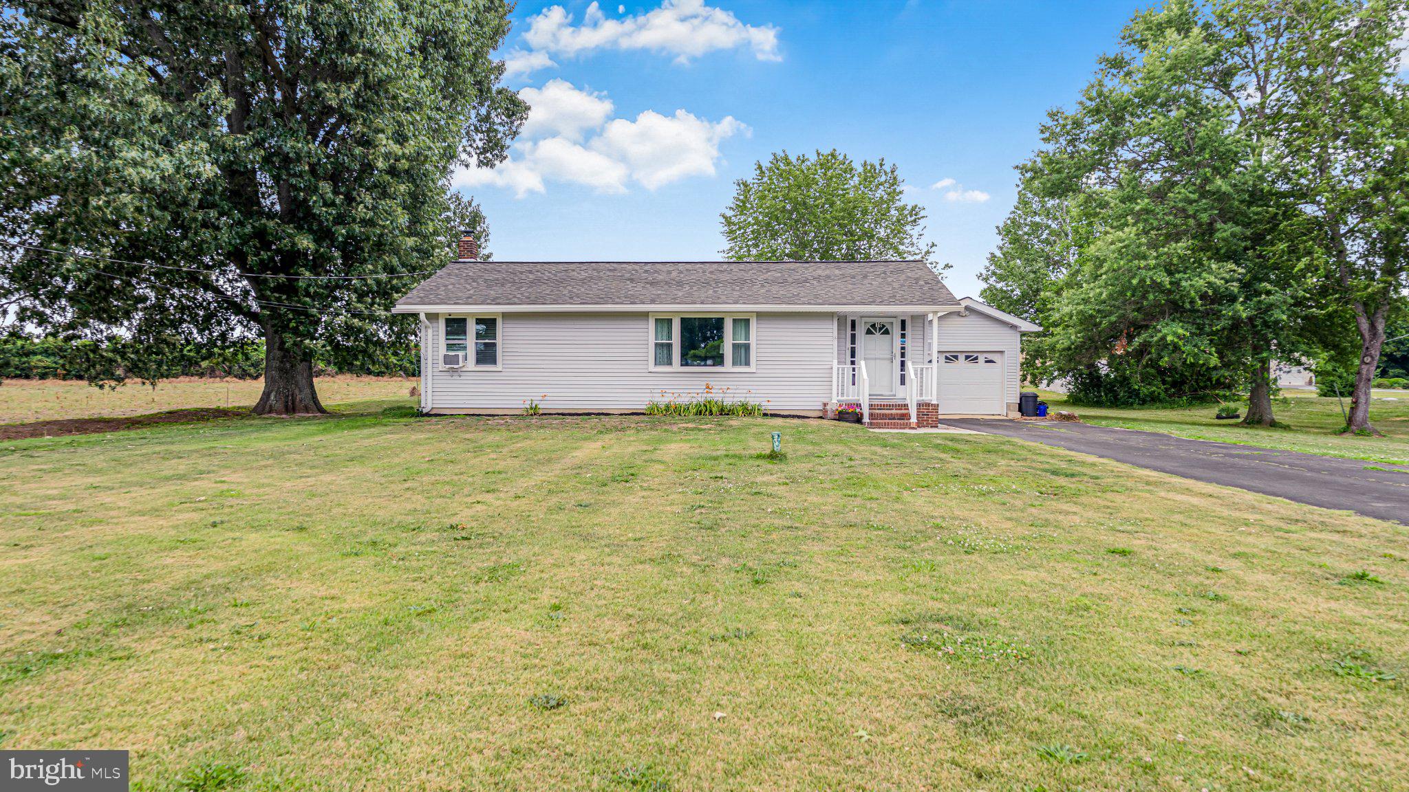 16 Garrison Road Elmer, NJ 08318 - Photo 2 of 17 Charming home on spacious grounds.