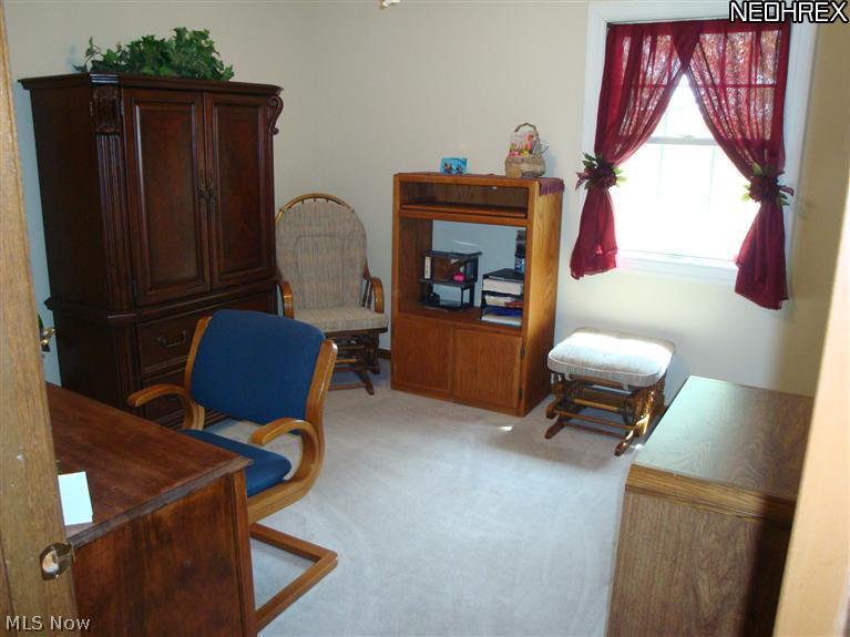 49960 Middle Ridge Road Amherst, OH 44001 - Photo 9 of 25