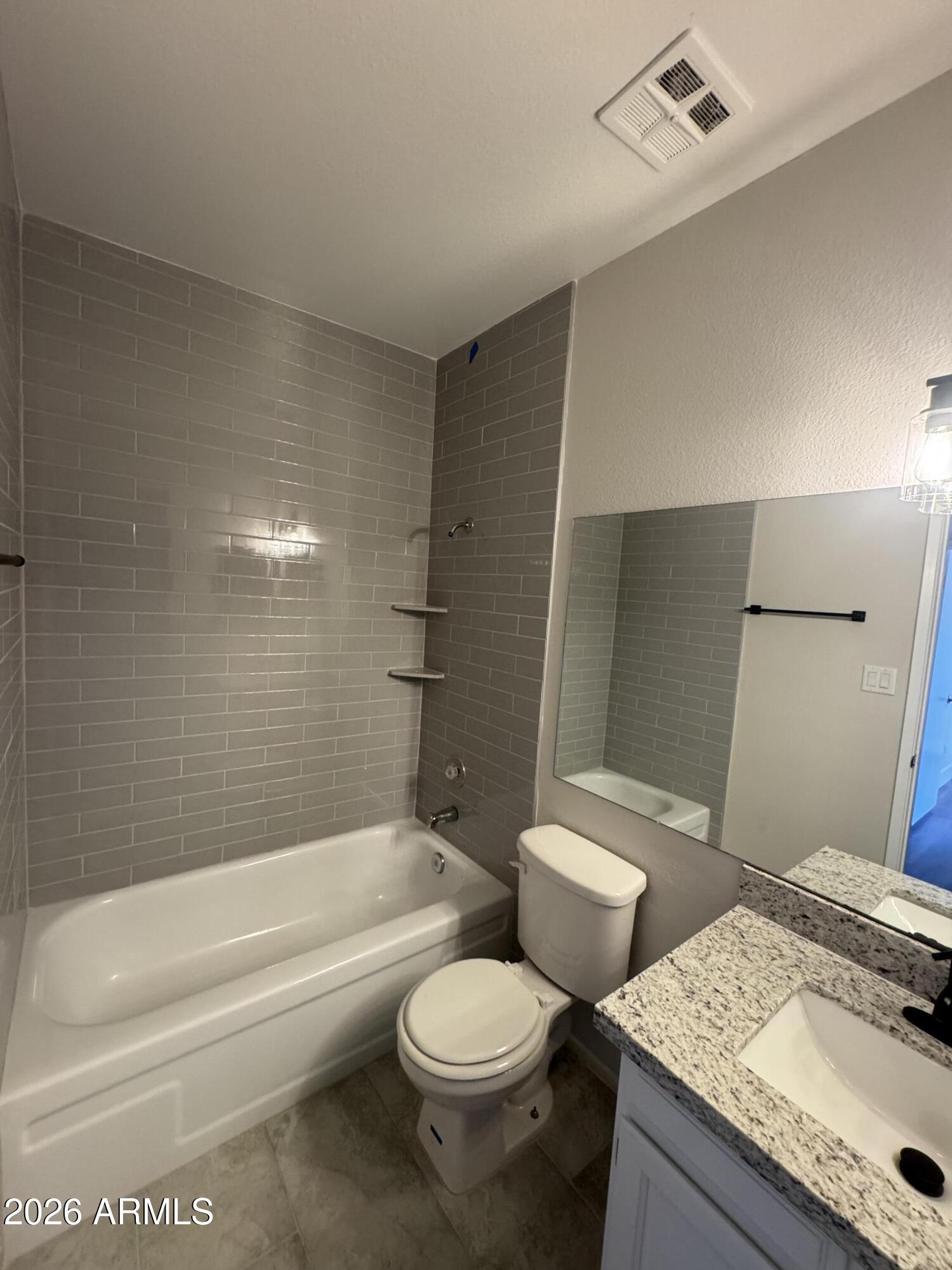 555 North May, Unit 29 Mesa, AZ 85201 - Photo 7 of 12 IMG_9224