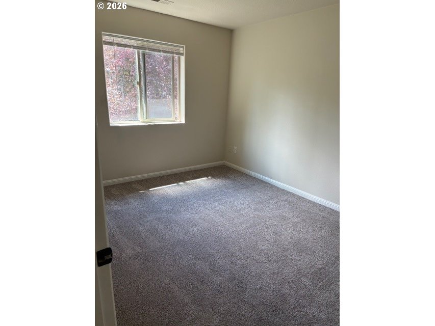 15650 Southeast Stark Street Portland, OR 97233 - Photo 11 of 21