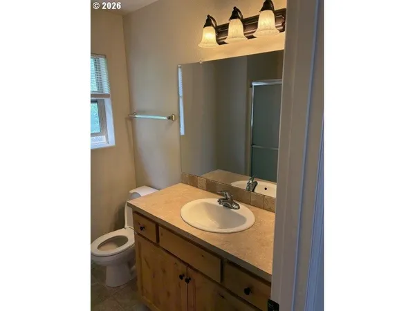 $659,950 | 15650 Southeast Stark Street, Portland, OR 97233