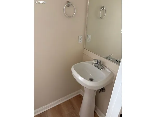 $659,950 | 15650 Southeast Stark Street, Portland, OR 97233