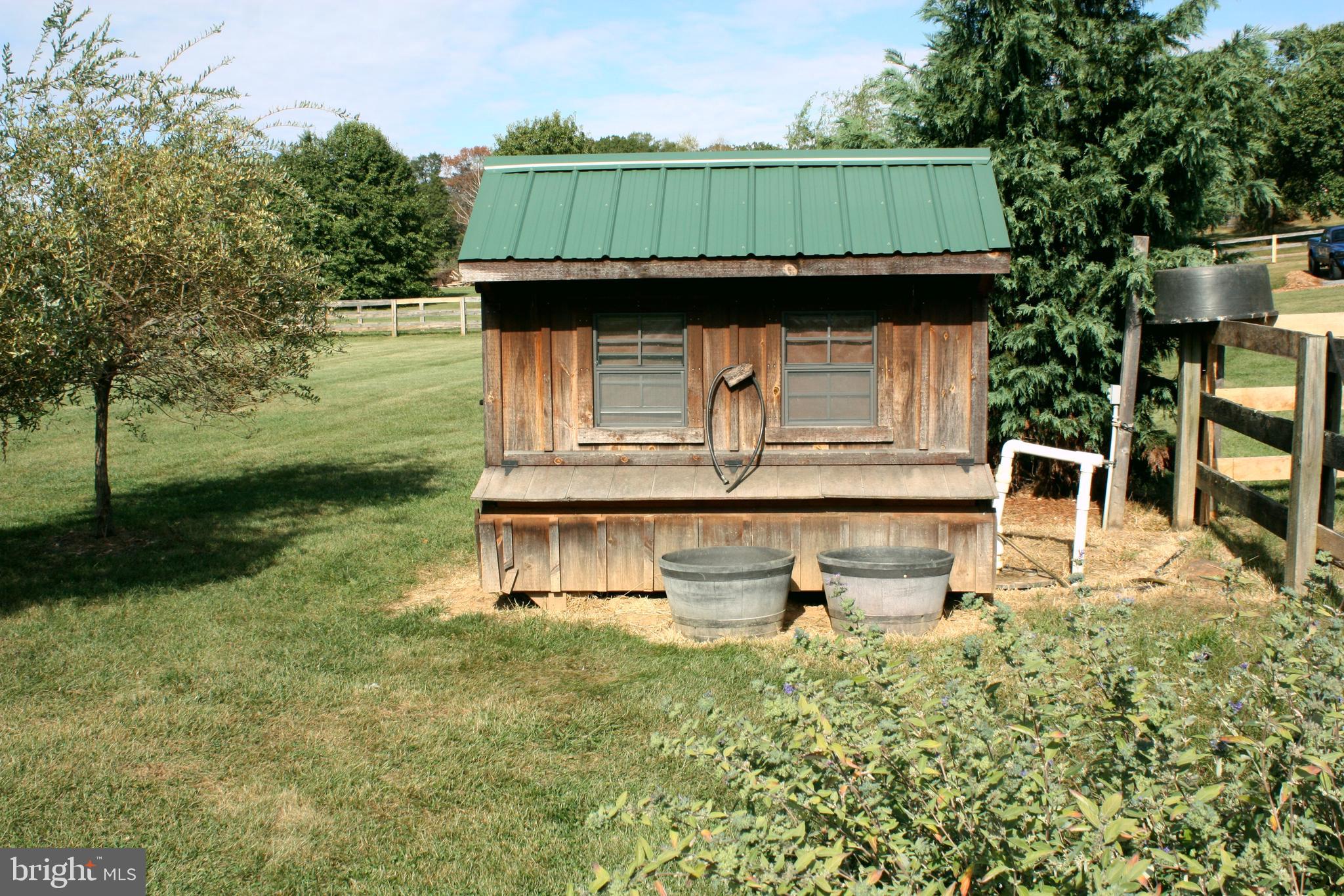 5621 Ridge Road Mount Airy, MD 21771 - Photo 19 of 23 Outhouse with running water