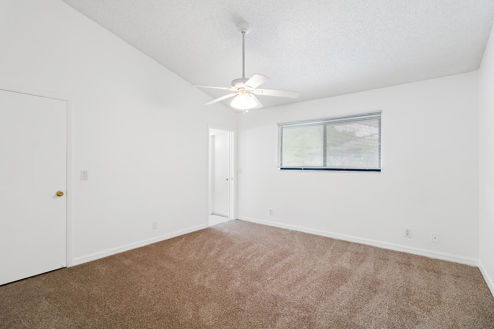22544 Swordfish Drive Boca Raton, FL 33428 - Photo 11 of 27 Primary Suite