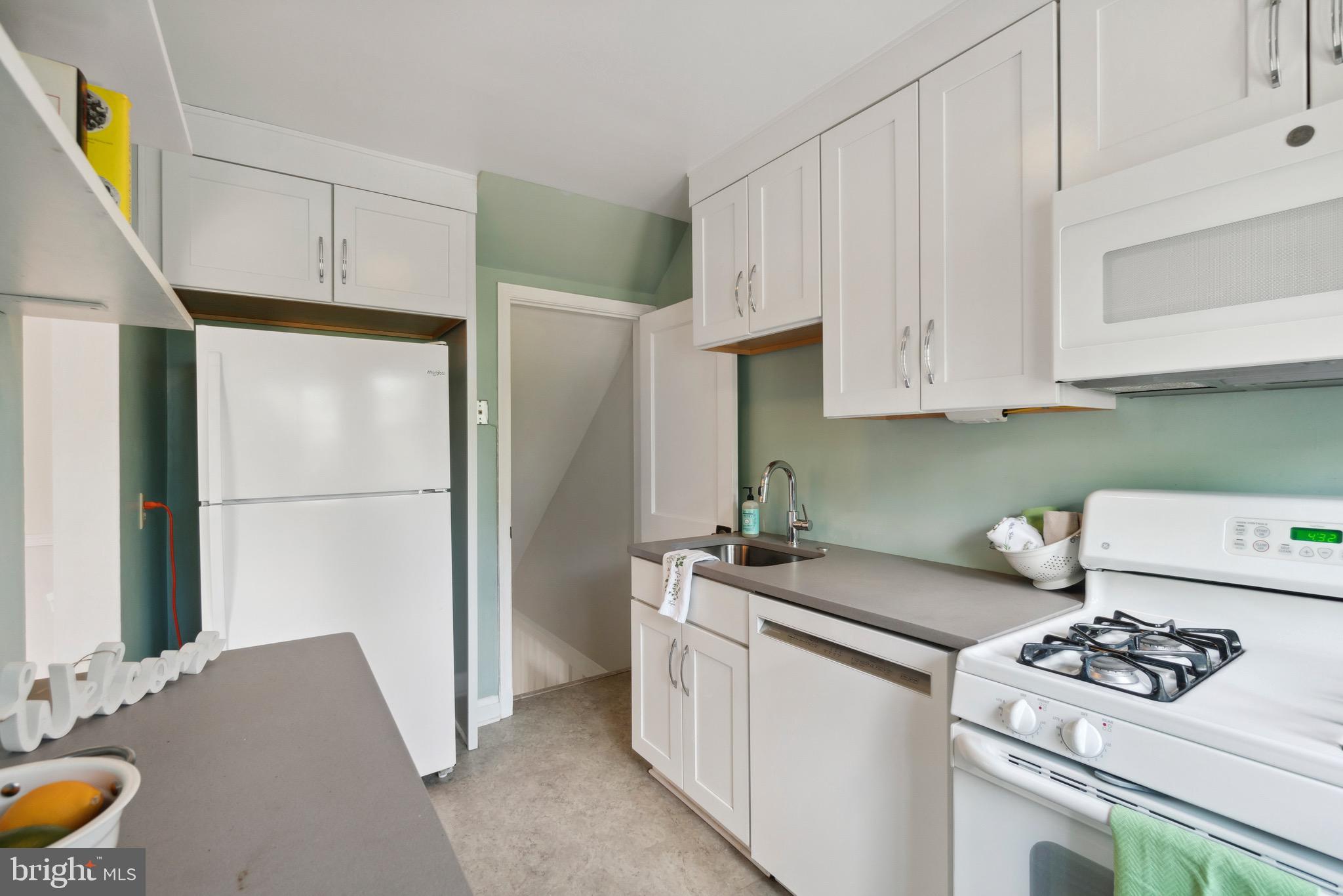 1010 Elm Road Halethorpe, MD 21227 - Photo 11 of 32 Fresh Paint