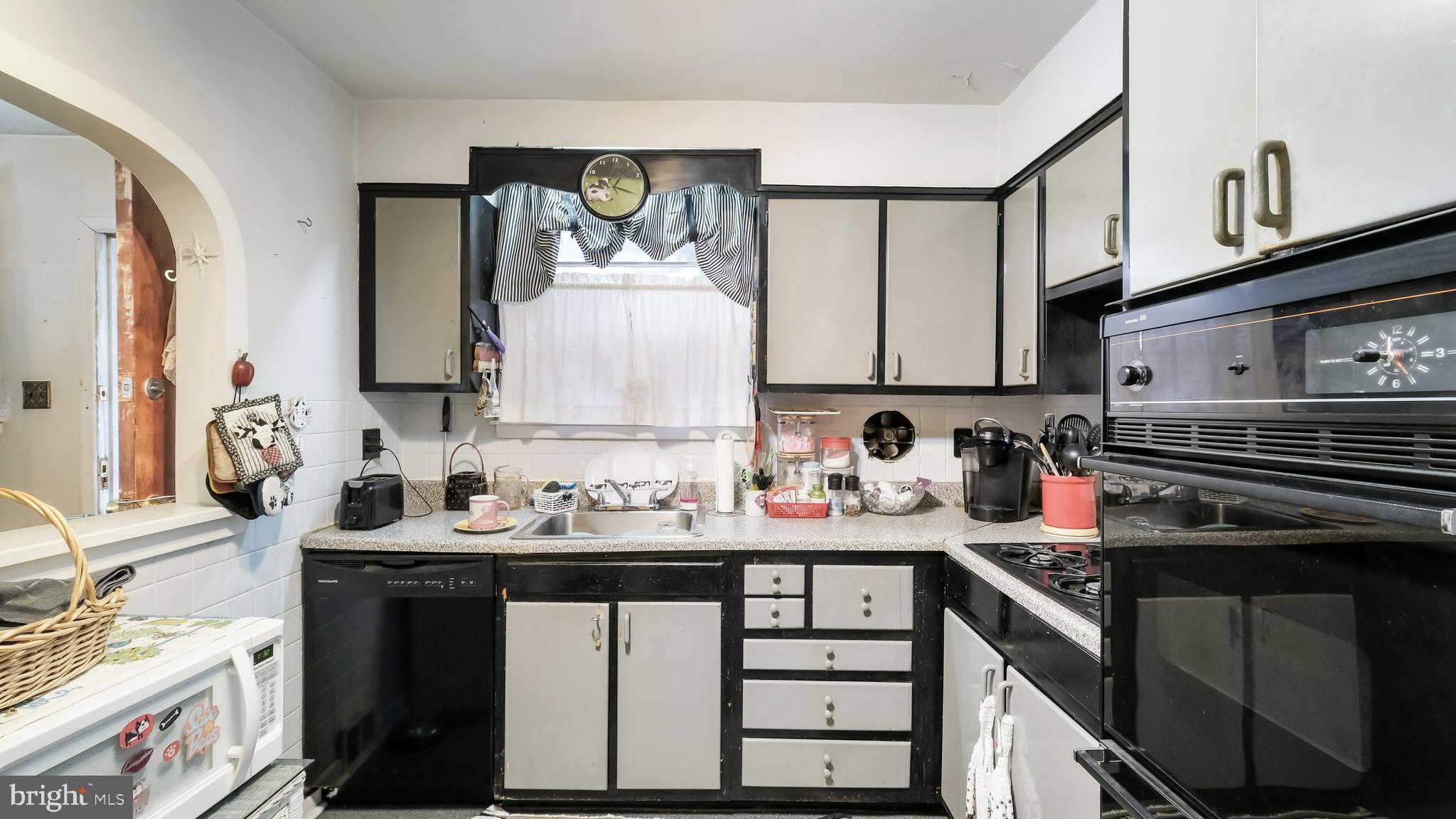 2948 Willits Road Philadelphia, PA 19136 - Photo 11 of 21 Gallery Image 11