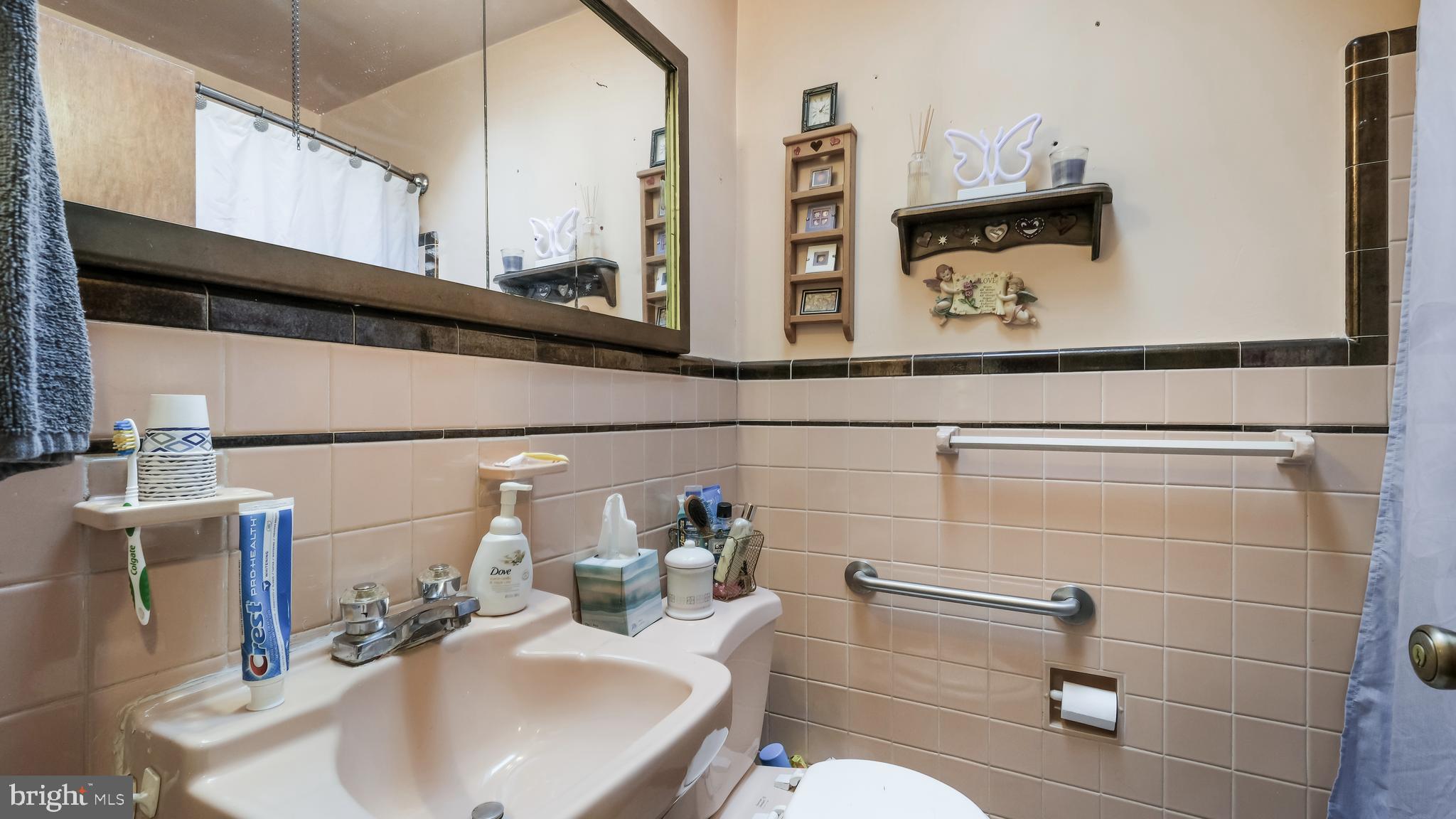 2948 Willits Road Philadelphia, PA 19136 - Photo 13 of 21 Gallery Image 13