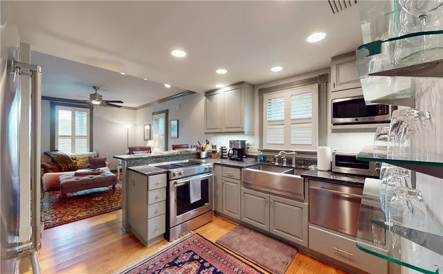 $2,375 | 800 A Howe Street, Unit A, Brunswick, GA 31520