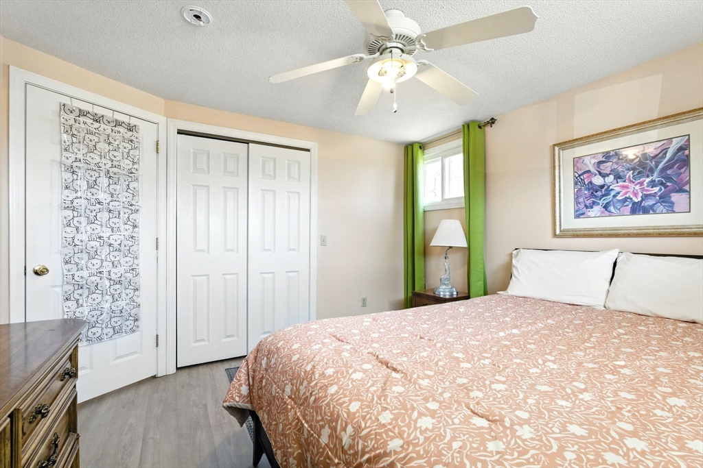 28 Dutton Street Springfield, MA 01151 - Photo 26 of 37