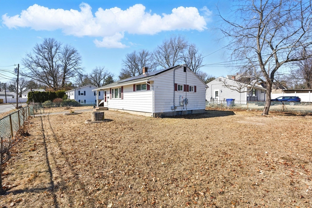 28 Dutton Street Springfield, MA 01151 - Photo 35 of 37