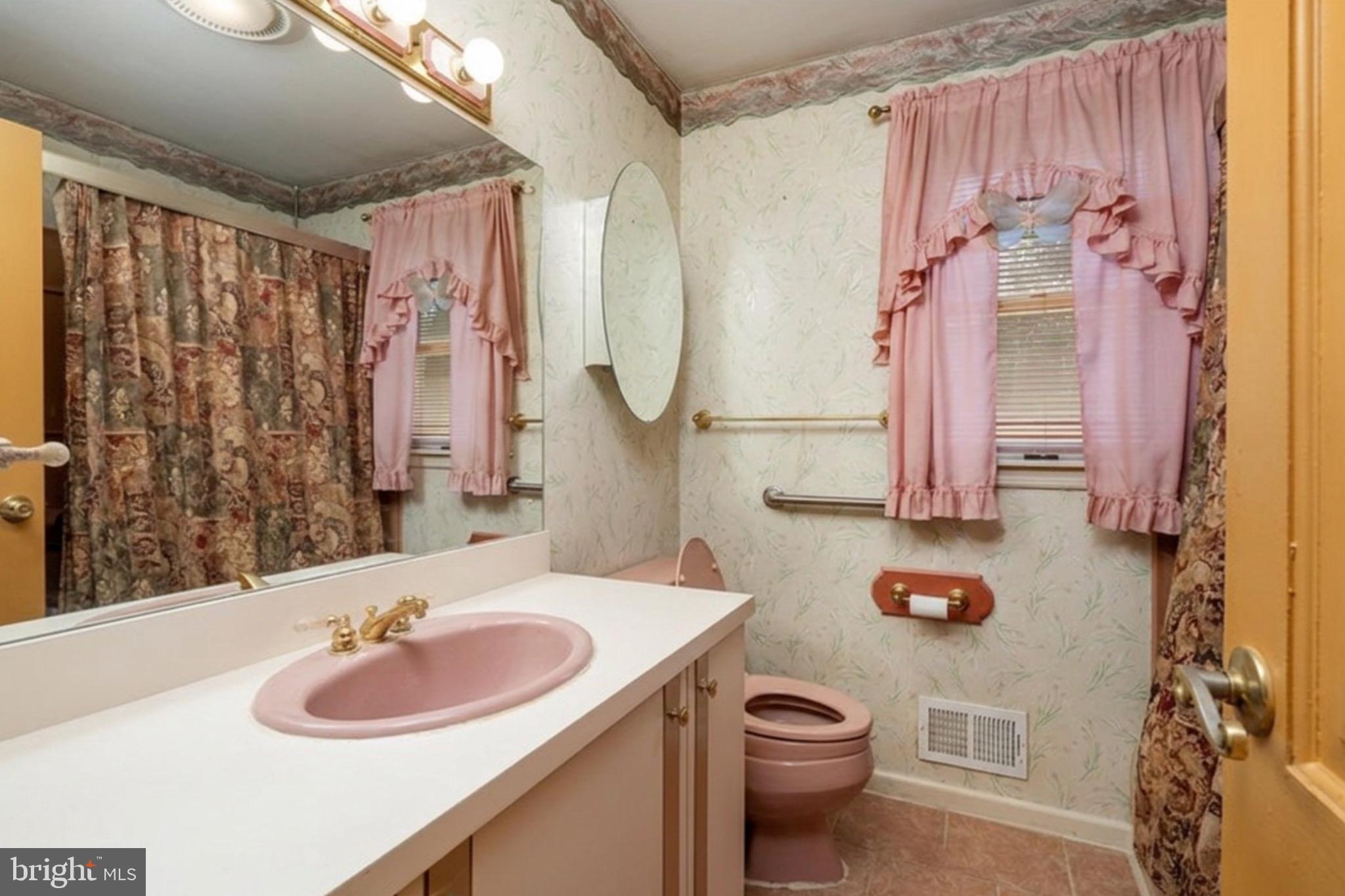 12 Sedgwick Road Hamilton, NJ 08690 - Photo 15 of 28 Gallery Image 15