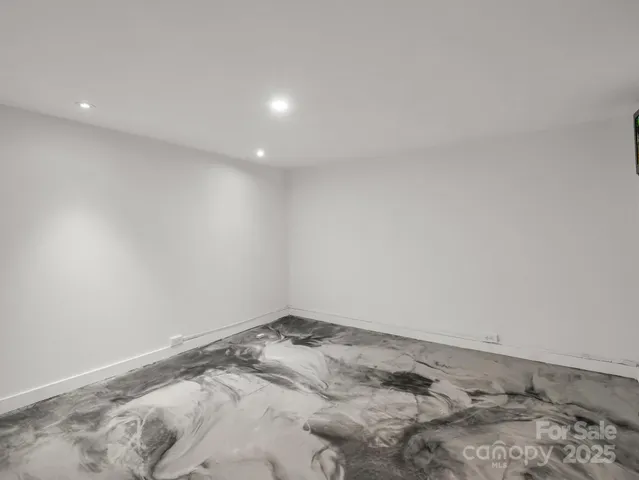 $399,900 | 95 Whitney Avenue, Tryon, NC 28782