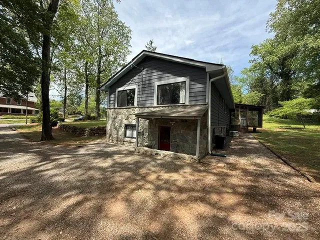 $399,900 | 95 Whitney Avenue, Tryon, NC 28782