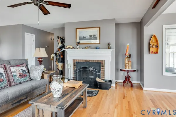 $750,000 | 11802 Deep Point Lane, Gloucester, VA 23061