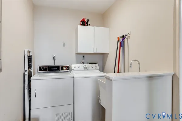 $750,000 | 11802 Deep Point Lane, Gloucester, VA 23061