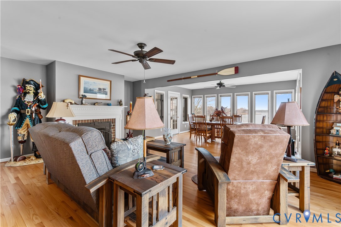 11802 Deep Point Lane Gloucester, VA 23061 - Photo 9 of 40