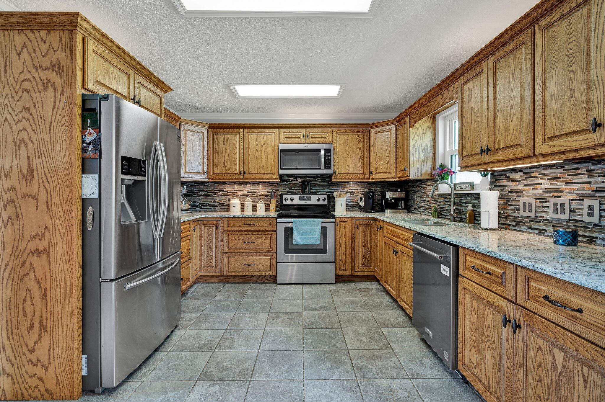 1023 Old Charleston Road Northeast Cleveland, TN 37312 - Photo 3 of 52 29-web-or-mls-DSC07798