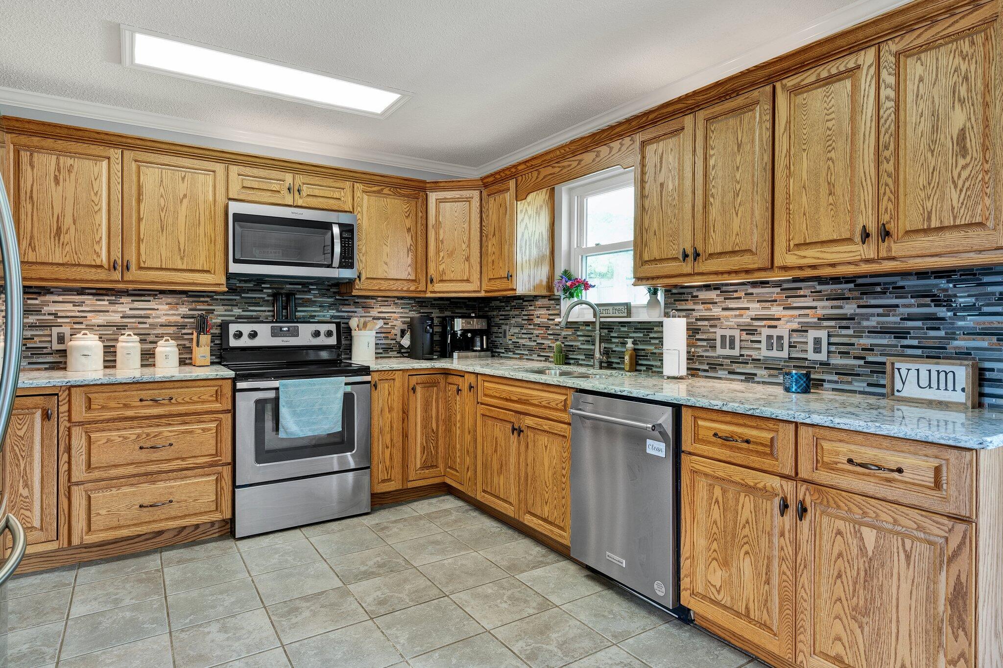 1023 Old Charleston Road Northeast Cleveland, TN 37312 - Photo 4 of 52 30-web-or-mls-DSC07803