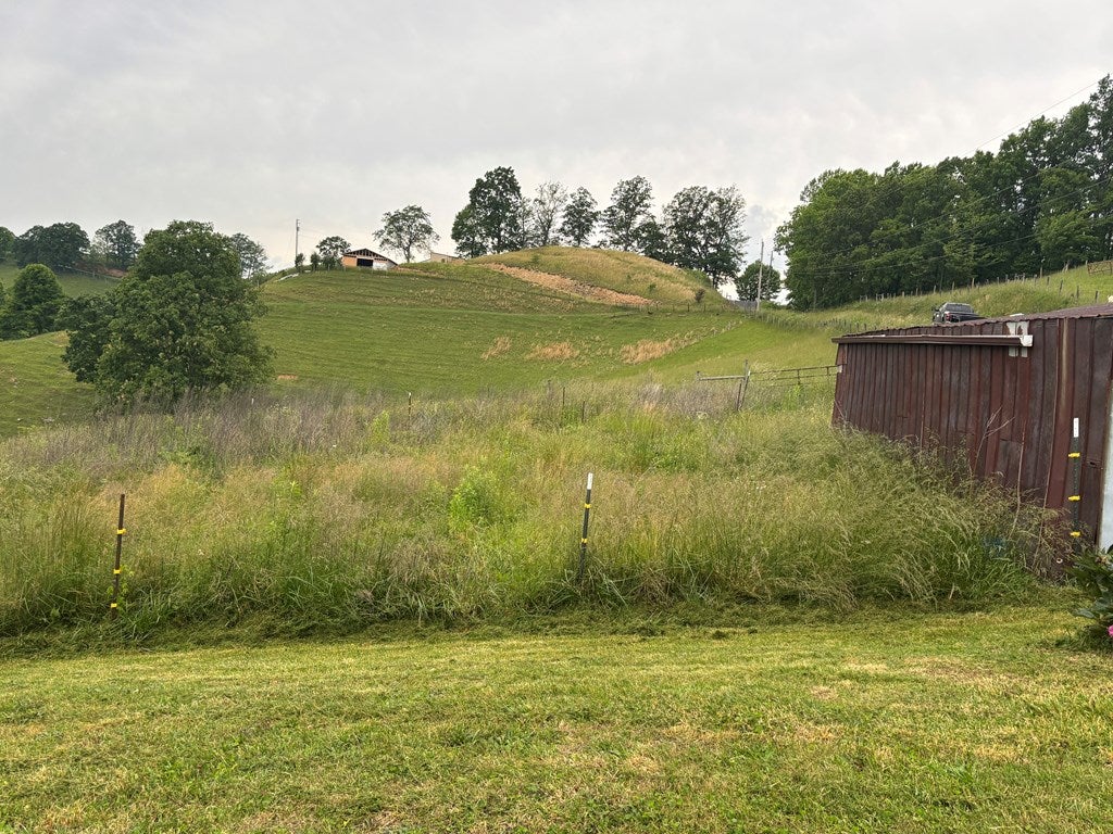 4850 Pea Patch Road Jewell Ridge, VA 24622 - Photo 16 of 17 Gallery Image 16