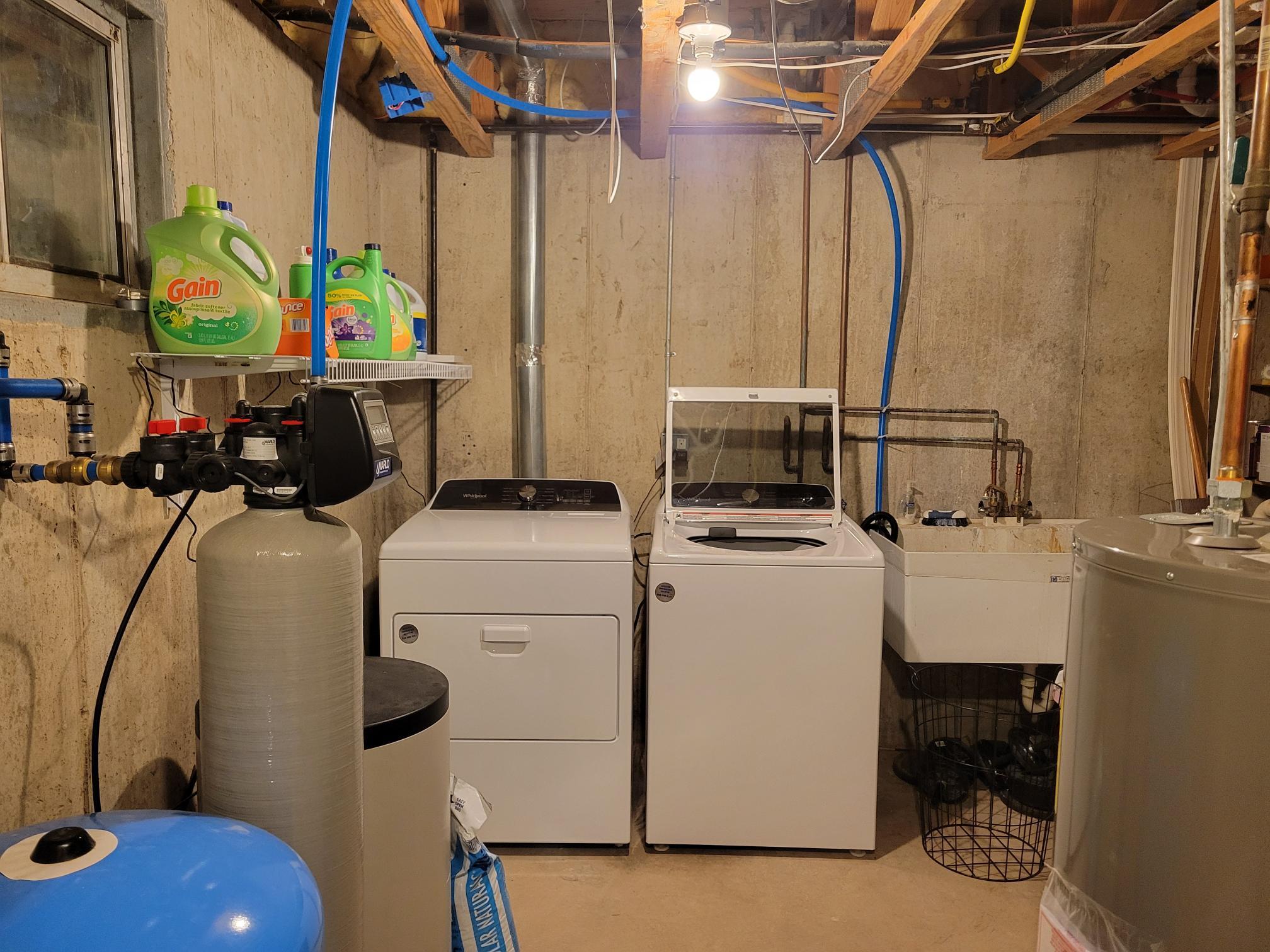 4125 Spruce Street Delavan, WI 53115 - Photo 6 of 25 Laundry