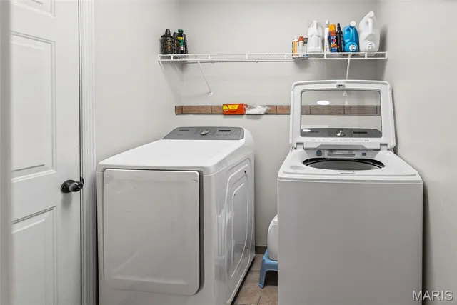 $364,900 | 709 Wild Horse Creek Drive, Fairview Heights, IL 62208